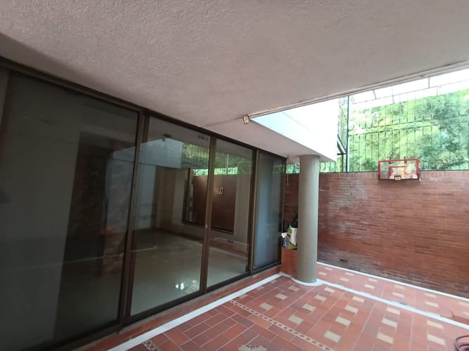 Casa de 5 alcobas en venta en Buenavista, Ibagué, 350 m² · foto 5 de 24