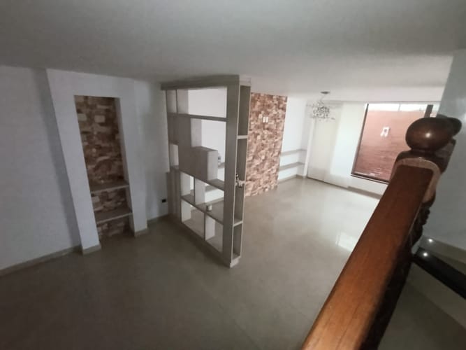 Casa de 5 alcobas en venta en Buenavista, Ibagué, 350 m² · foto 21 de 24