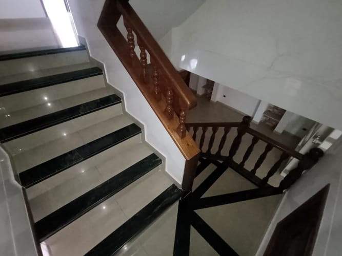Casa de 5 alcobas en venta en Buenavista, Ibagué, 350 m² · foto 22 de 24