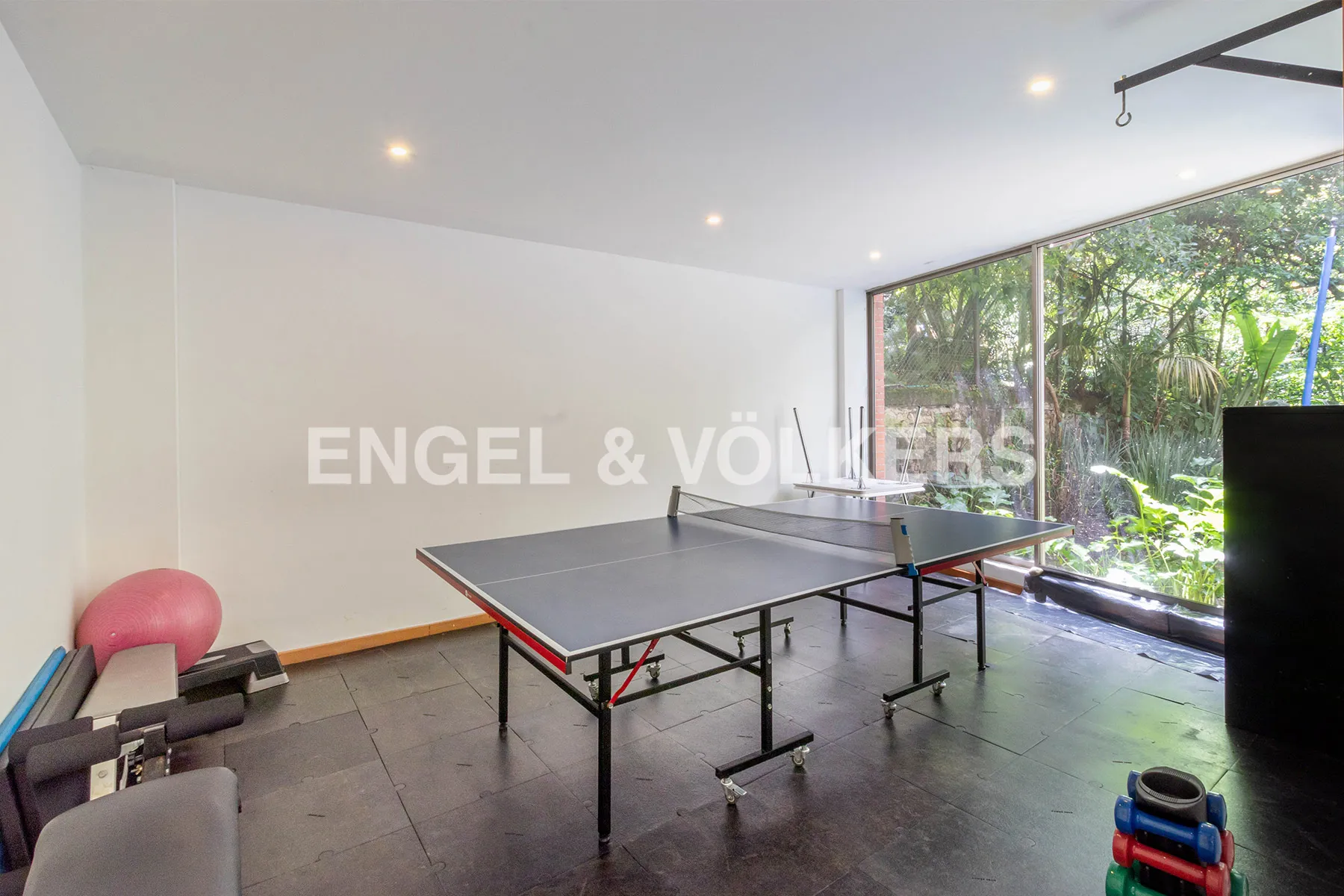 Apartamento en venta en Los Rosales, Bogotá · foto 18 de 21