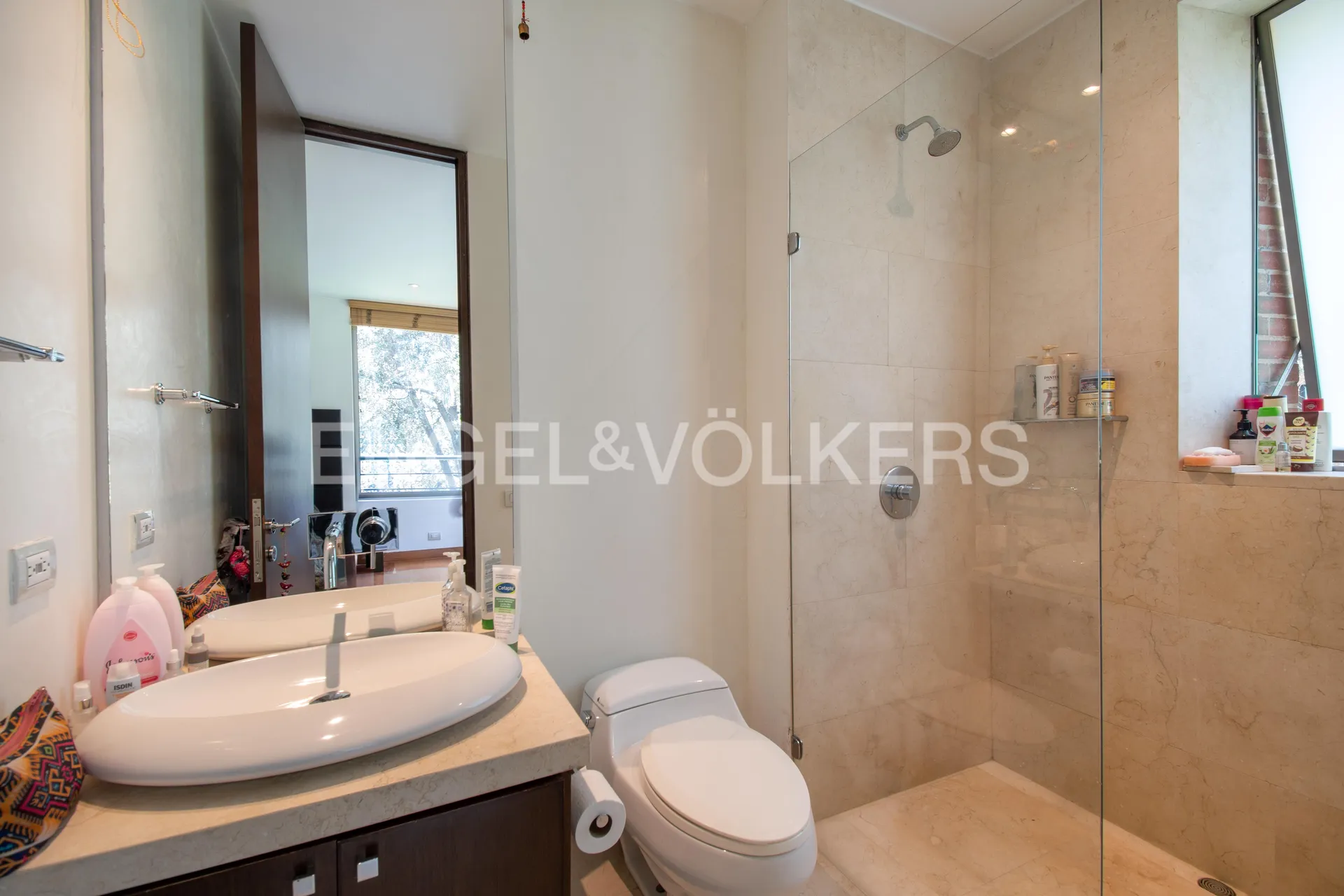 Apartamento en venta en Los Rosales, Bogotá · foto 15 de 21