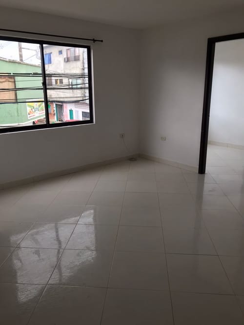 Apartamento de 3 alcobas en venta en Fundadores, Apartado, 78 m² · foto 2 de 14