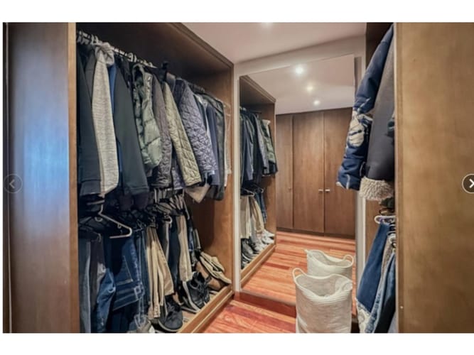 Apartamento de 3 alcobas en venta en Los Rosales, Bogotá, 177 m² · foto 9 de 17