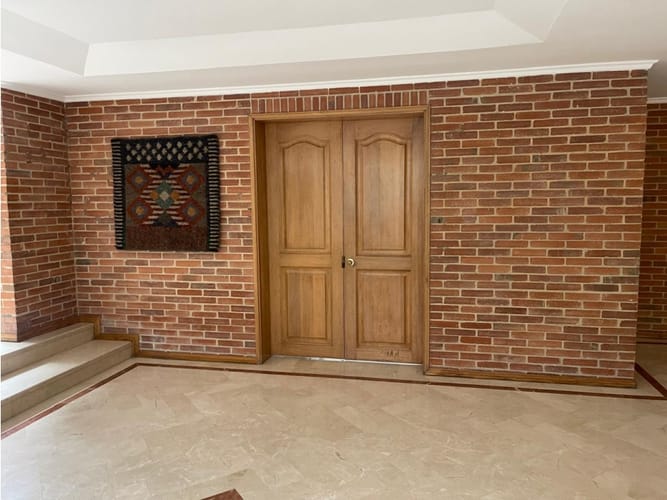 Apartamento de 3 alcobas en venta en Los Rosales, Bogotá, 177 m² · foto 17 de 17