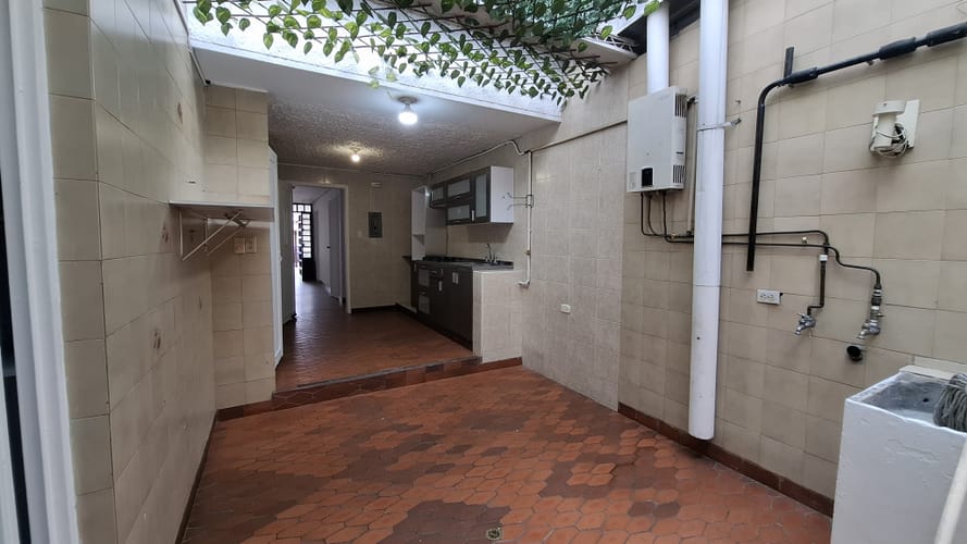 Casa de 4 alcobas en venta en Niza Norte, Bogotá, 224 m² · foto 11 de 18