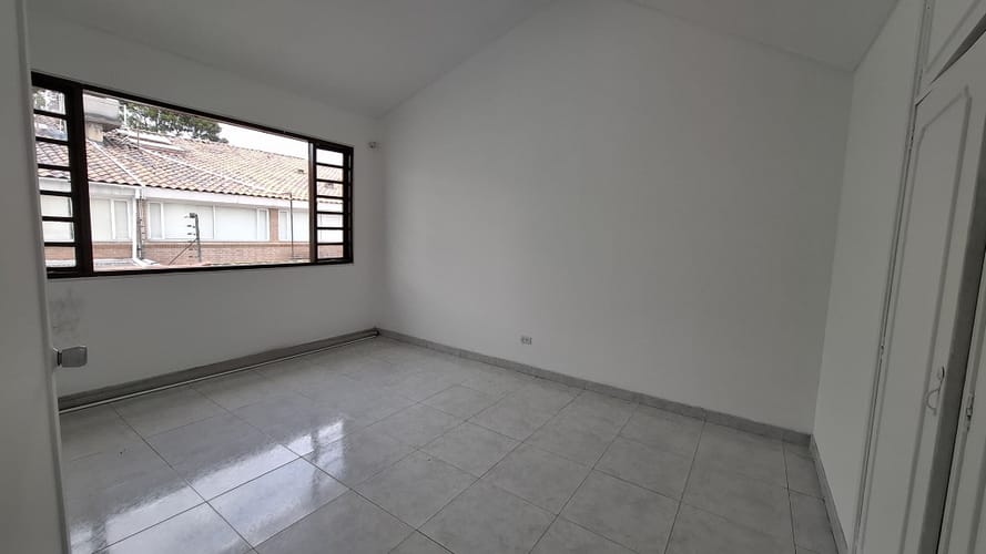 Casa de 4 alcobas en venta en Niza Norte, Bogotá, 224 m² · foto 13 de 18