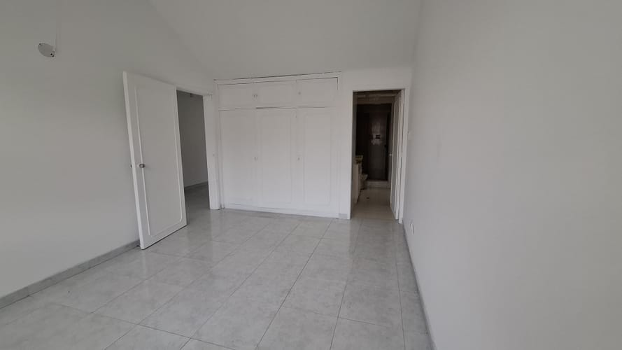 Casa de 4 alcobas en venta en Niza Norte, Bogotá, 224 m² · foto 16 de 18
