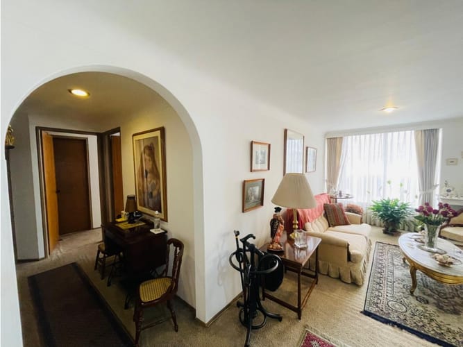 Apartamento de 3 alcobas en venta en Escuela De Infanteria, Bogotá, 89 m² · foto 2 de 19