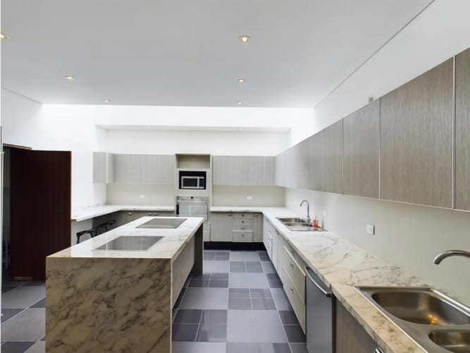Casa de 3 alcobas en venta en Santa Ana, Bogotá, 578 m² · foto 9 de 24