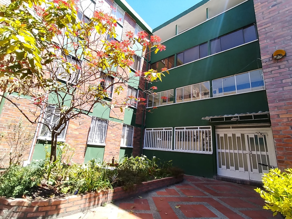 Apartamento en venta en Kennedy Central, Bogotá · foto 3 de 24