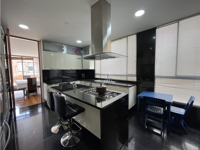 Apartamento de 3 alcobas en venta en Santa Bibiana, Bogotá, 300 m² · foto 10 de 24