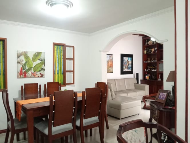 Casa de 3 alcobas en venta en Ciudad Jardin, Cali, 195 m² · foto 12 de 24