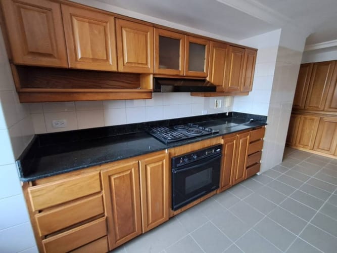 Apartaestudio en arriendo en Los Balsos, Medellín, 230 m² · foto 6 de 21