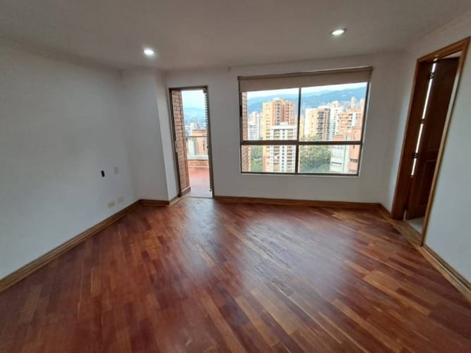 Apartaestudio en arriendo en Los Balsos, Medellín, 230 m² · foto 11 de 21