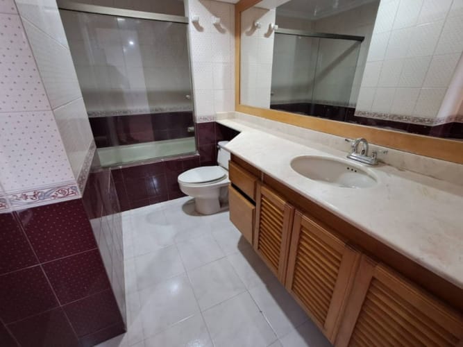 Apartaestudio en arriendo en Los Balsos, Medellín, 230 m² · foto 12 de 21