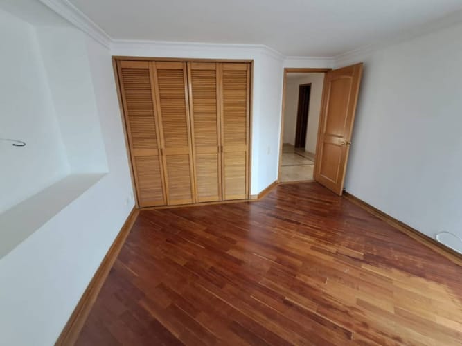 Apartaestudio en arriendo en Los Balsos, Medellín, 230 m² · foto 16 de 21