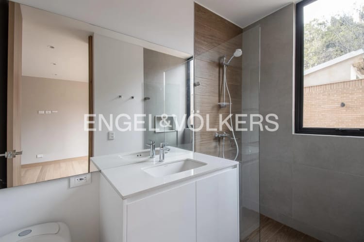 Apartamento de 2 alcobas en venta en La Cabrera, Bogotá, 89 m² · foto 13 de 14
