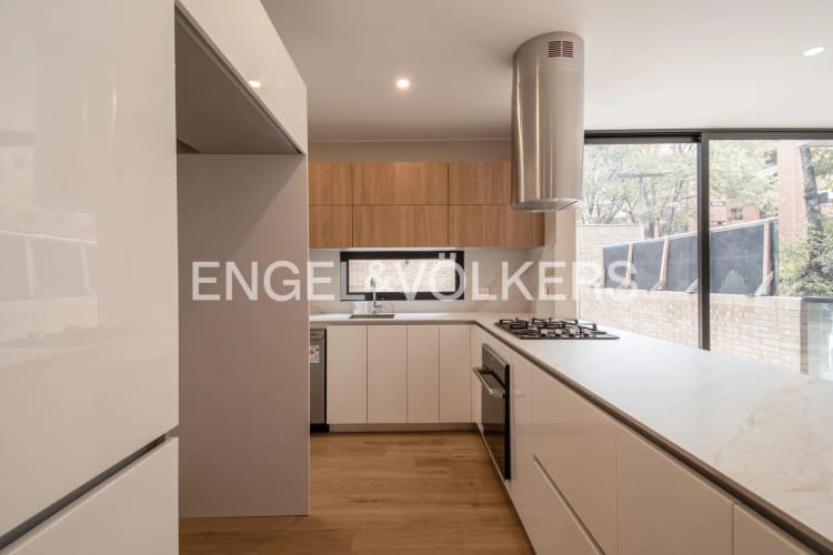 Apartamento de 2 alcobas en venta en La Cabrera, Bogotá, 89 m² · foto 6 de 14