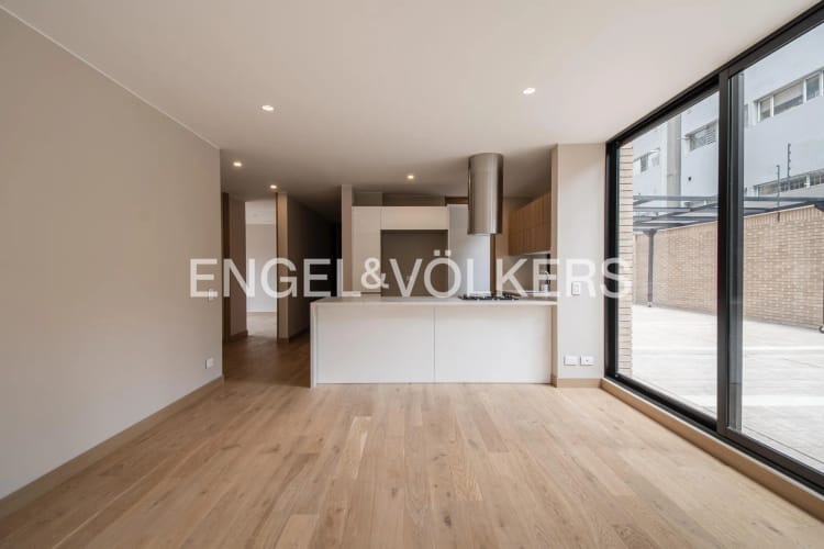 Apartamento de 2 alcobas en venta en La Cabrera, Bogotá, 89 m² · foto 2 de 14