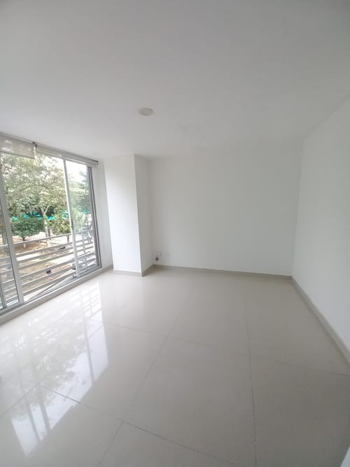 Apartamento de 2 alcobas en venta en Restrepo, Ibagué, 53 m² · foto 5 de 18