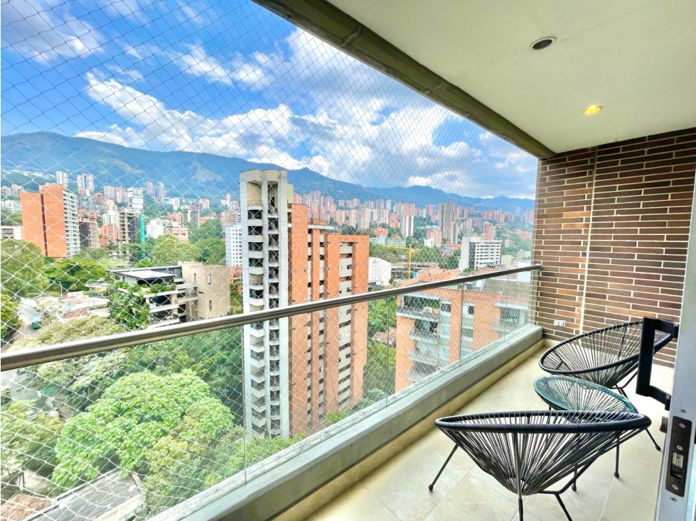 Apartamento en arriendo en El Poblado, Medellín · foto 2 de 24