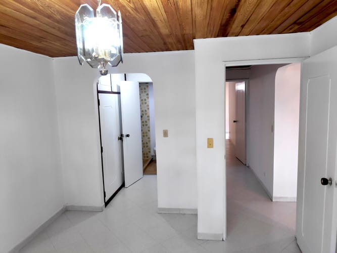 Apartamento de 3 alcobas en arriendo en Belén Rosales, Medellín, 85 m² · foto 4 de 13