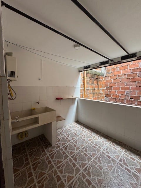 Apartamento de 4 alcobas en venta en Cabañas, Bello, 80 m² · foto 15 de 16