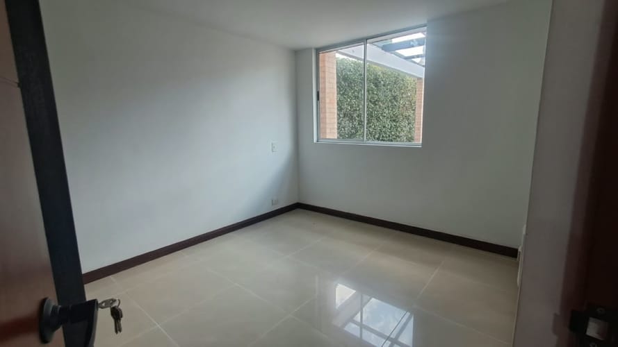 Casa de 5 alcobas en arriendo en Santa Elena, El Retiro, 200 m² · foto 18 de 22