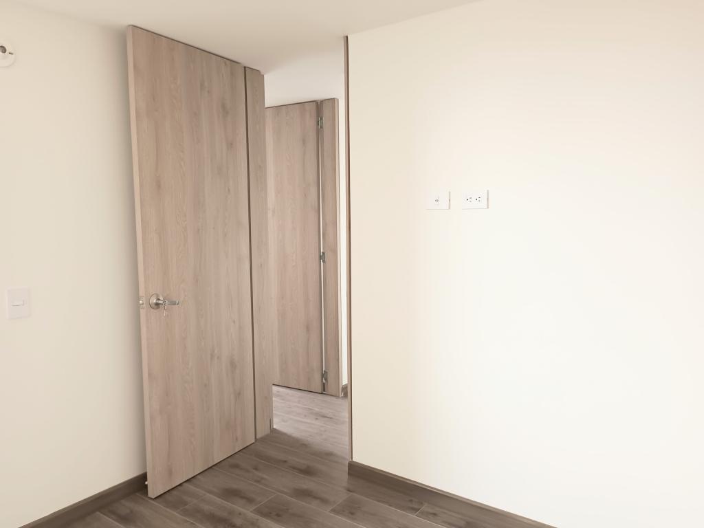 Apartamento en venta en Cerros De Suba, Bogotá · foto 16 de 24