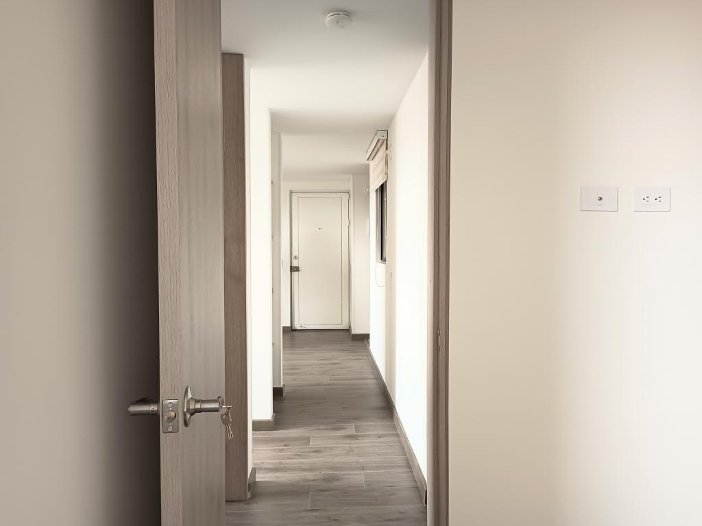 Apartamento en venta en Cerros De Suba, Bogotá · foto 17 de 24