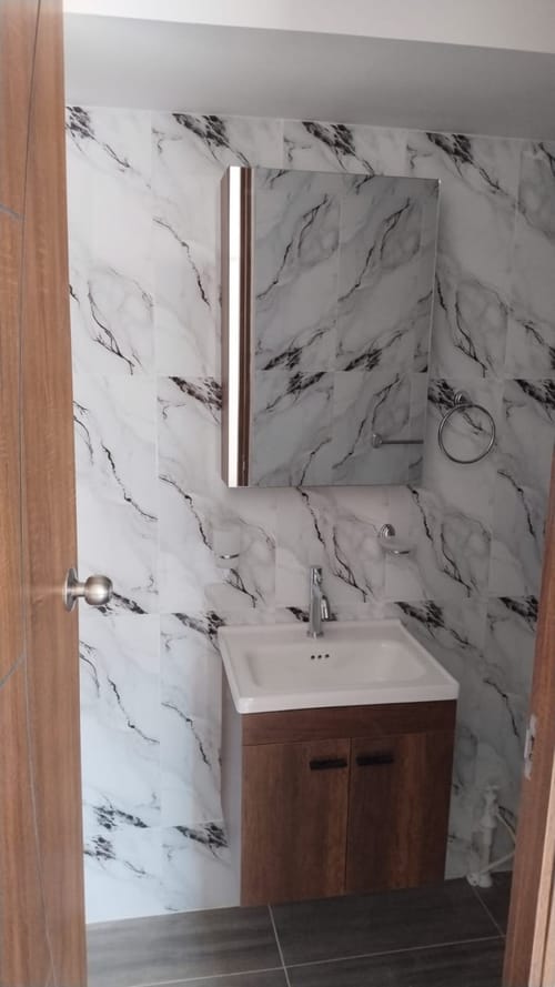 Apartamento de 3 alcobas en arriendo en San Pedro, Madrid, 46 m² · foto 2 de 9
