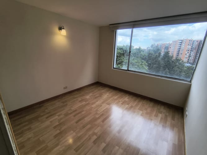 Apartamento de 3 alcobas en arriendo en Balcones Del Salitre, Bogotá, 71 m² · foto 16 de 24