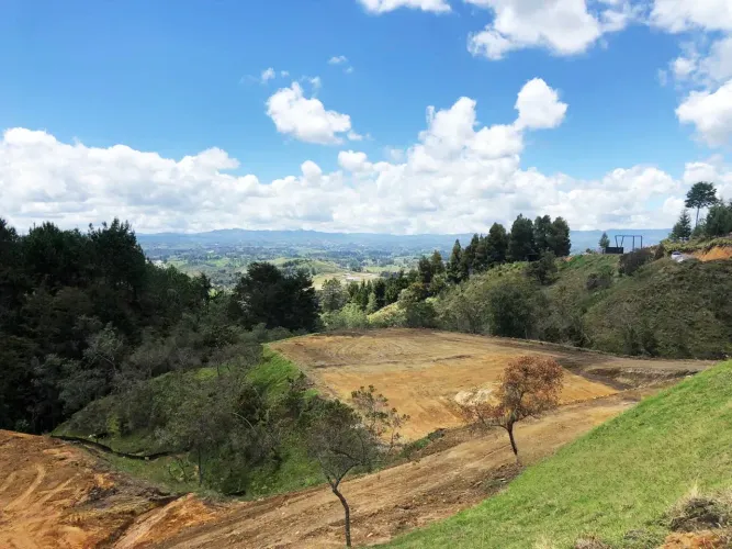 Lote en venta en La Mosquita, Rionegro, 1474 m² · foto 2 de 24