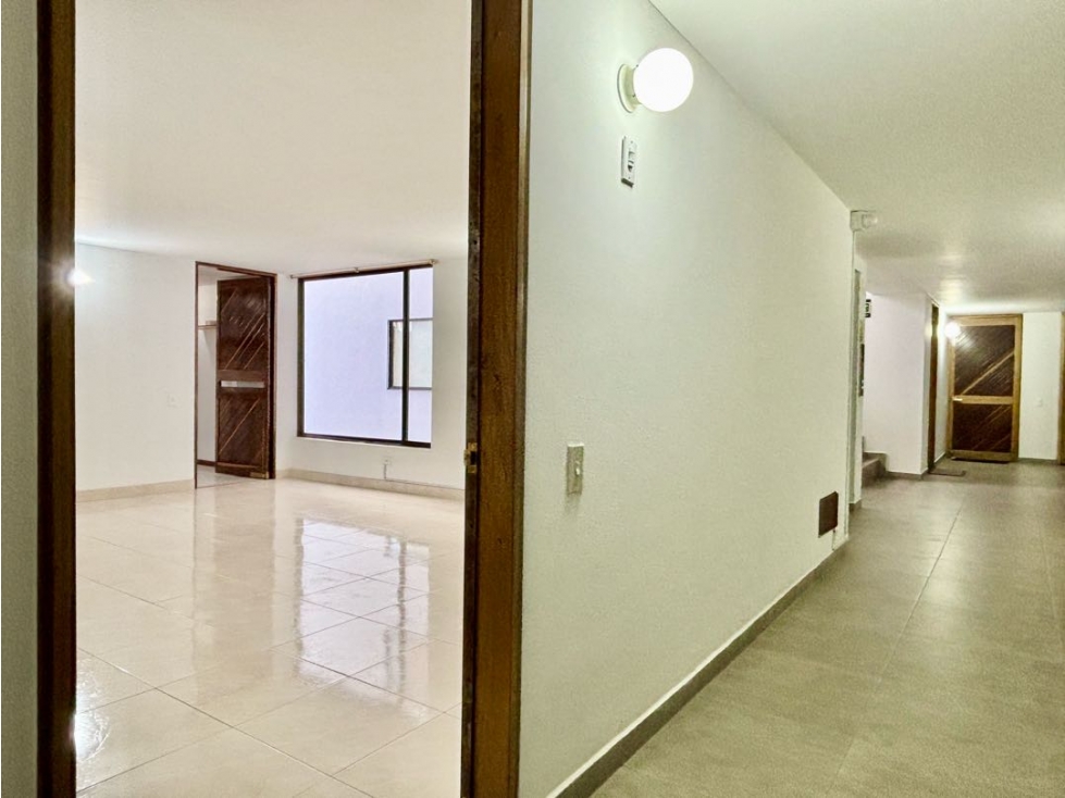 Apartamento en venta en Cedritos, Bogotá · foto 4 de 17