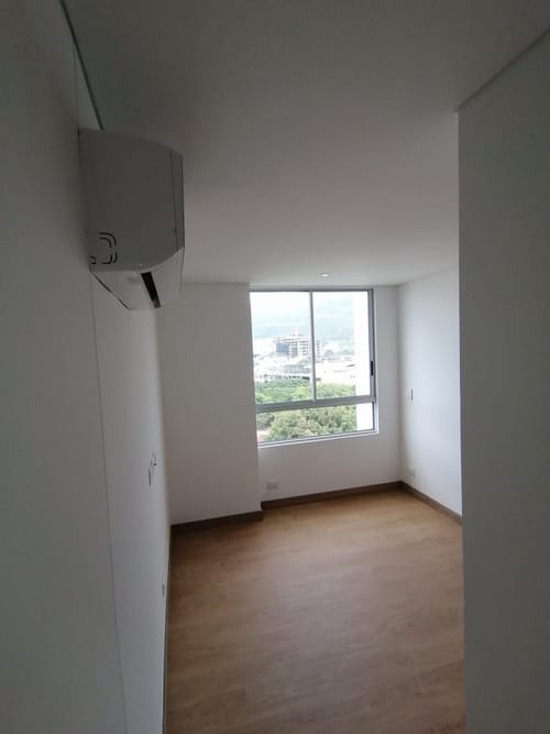 Apartamento de 2 alcobas en venta en La Flora, Cali, 48 m² · foto 10 de 24