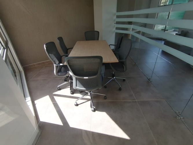 Apartamento de 2 alcobas en venta en La Flora, Cali, 48 m² · foto 23 de 24