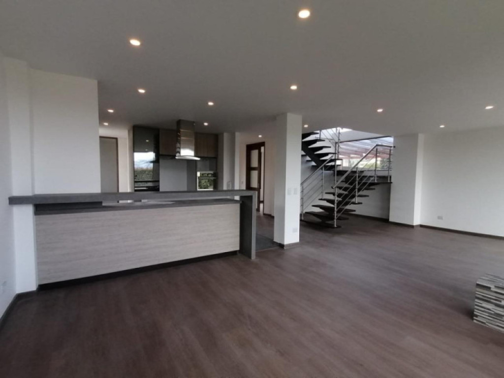 Casa en venta en Centro, Cajicá · foto 3 de 18