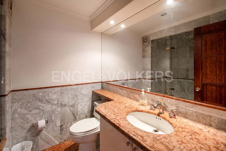 Apartamento de 3 alcobas en venta en Chicó Reservado, Bogotá, 224 m² · foto 13 de 14