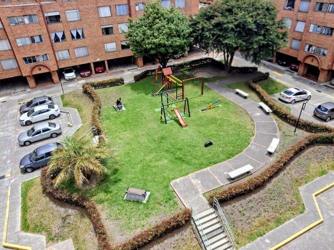 Apartamento de 3 alcobas en venta en Mazuren, Bogotá, 71 m² · foto 21 de 24