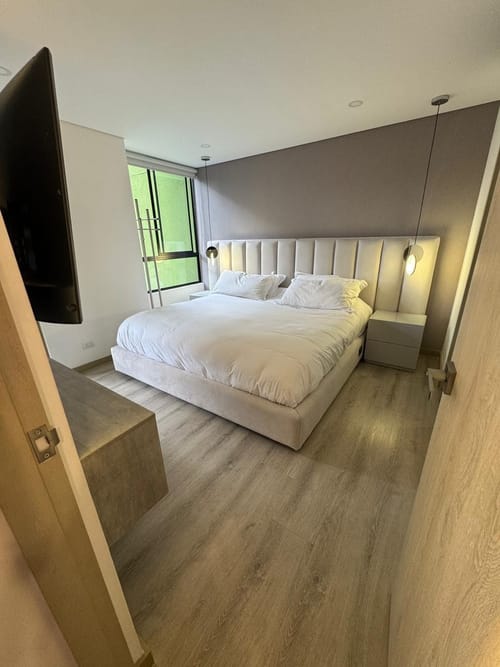 Apartamento de 2 alcobas en venta en Loma De Las Brujas, Envigado, 74 m² · foto 8 de 13