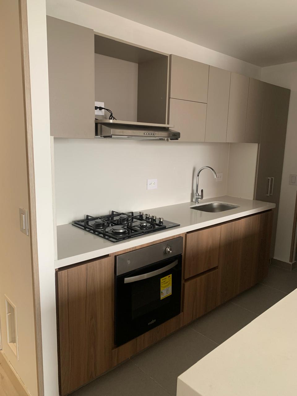 Apartamento en venta en Américas Central, Bogotá · foto 2 de 24