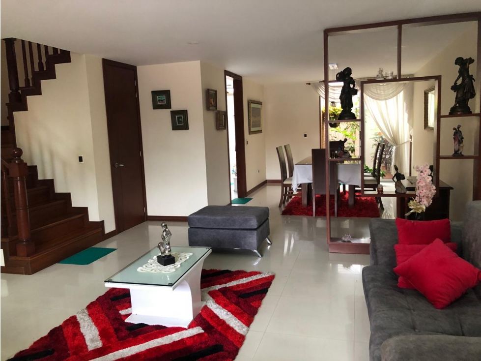 Casa en venta en Villa Mercedes, Chía · foto 2 de 11