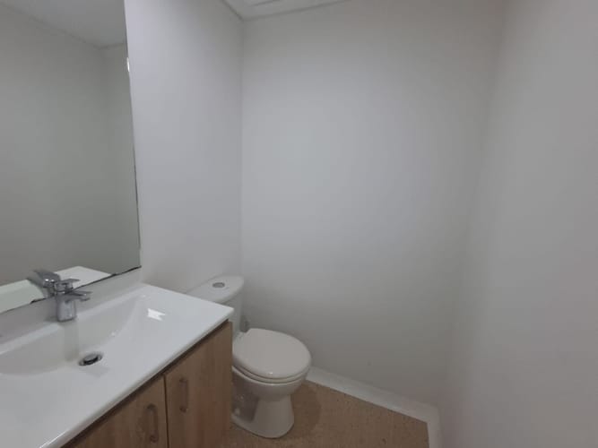 Consultorio en arriendo en Primavera, Envigado, 33 m² · foto 9 de 10
