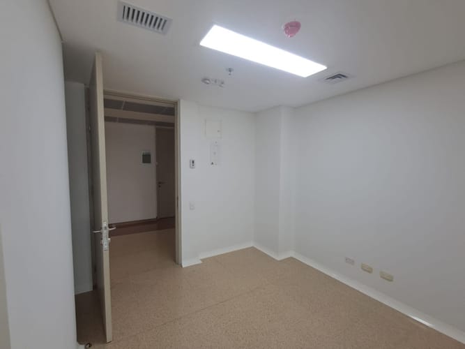 Consultorio en arriendo en Primavera, Envigado, 33 m² · foto 10 de 10