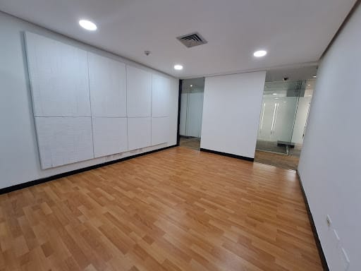 Oficina en venta en Astorga, Medellín, 608 m² · foto 4 de 24