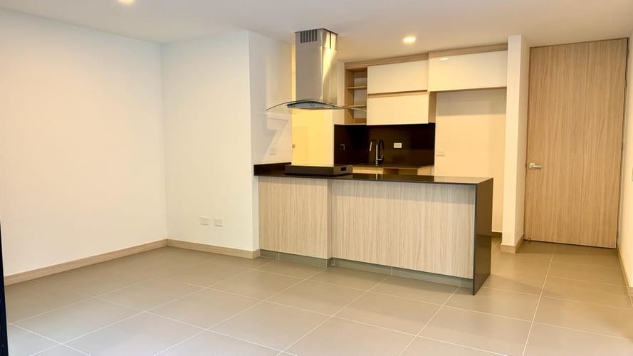 Apartamento de 2 alcobas en venta en El Retiro, 79 m² · foto 7 de 21