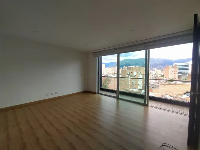 Apartamento de 2 alcobas en venta en Las Acacias, Medellín, 120 m² · foto 3 de 24