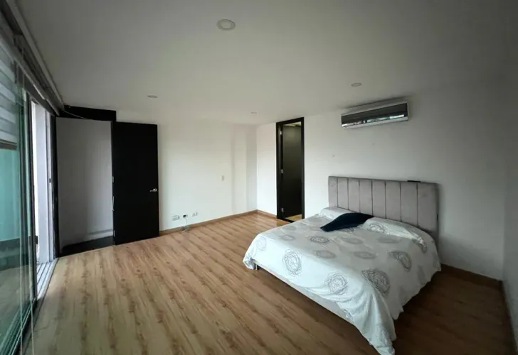Apartamento de 2 alcobas en venta en Las Acacias, Medellín, 120 m² · foto 11 de 24