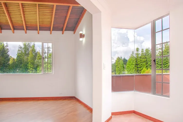 Casa de 4 alcobas en venta en Las Palmas, Envigado, 1245 m² · foto 22 de 24
