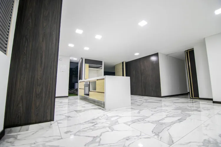 Apartamento de 3 alcobas en venta en Laureles, Medellín, 200 m² · foto 8 de 24